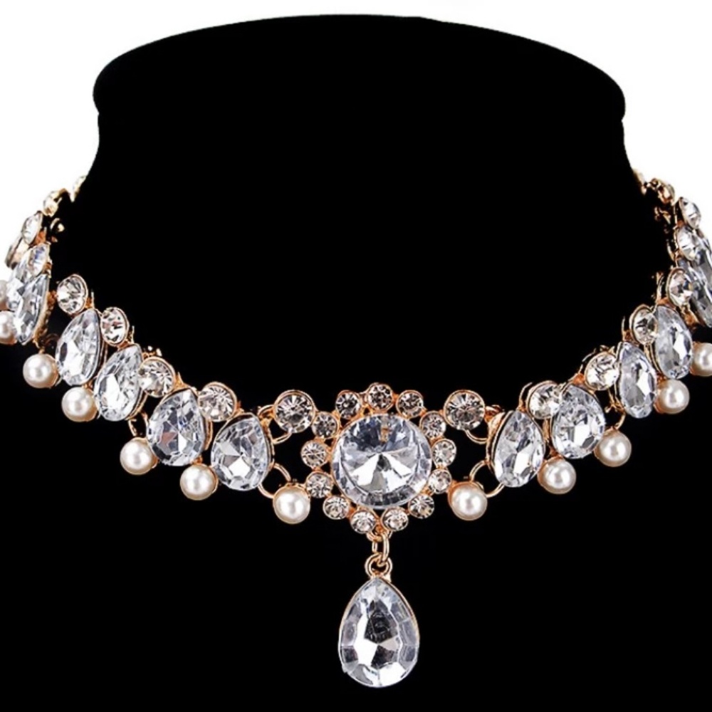 Crystal Pearl Choker Necklace